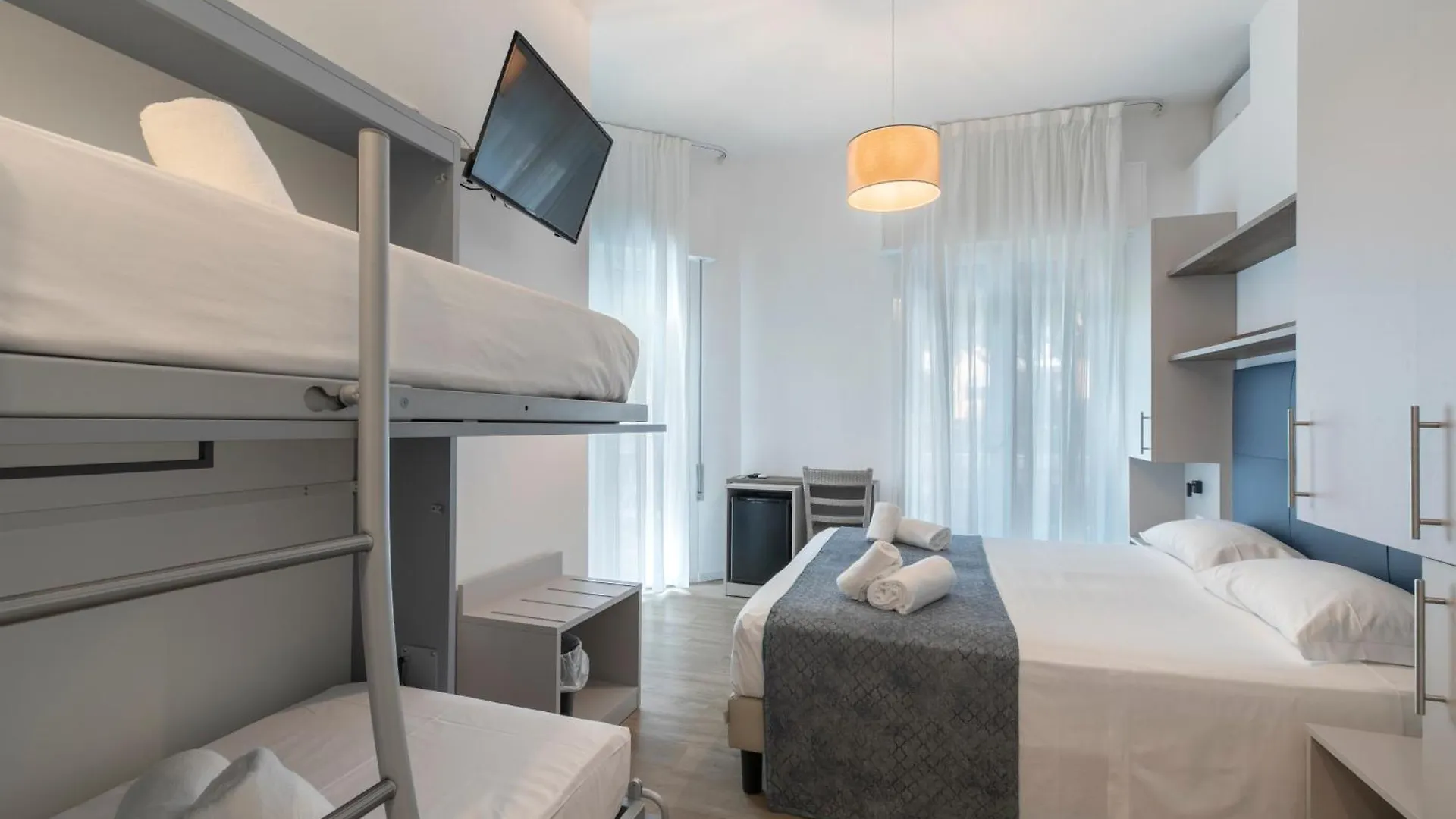 Hotel Danieli Лидо-ди-Езоло Италия